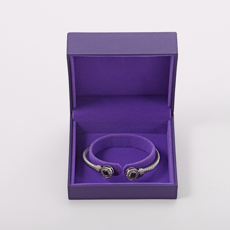 High End Jewlery Box Custom Logo Paper Velvet Bracelet Jewelry Box Packaging Luxury