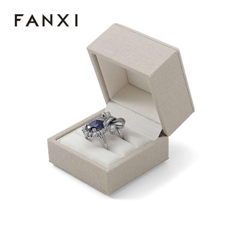 Luxury Ring Box Wedding Jewelry Packaging Box Linen Jewelry Storage Box