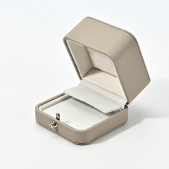 Custom Logo Gift Box Earring Packaging Display Case PU Leather Earrings Jewelry Box