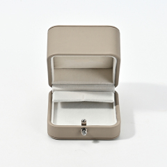 Custom Logo Gift Box Earring Packaging Display Case PU Leather Earrings Jewelry Box