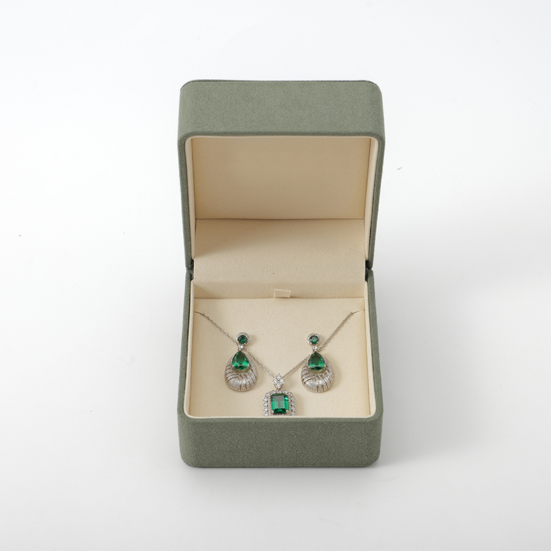 Custom Logo Gift Box Earring Packaging Display Case Microfiber Paper Earrings Jewelry Box