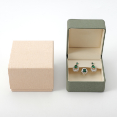 Custom Logo Gift Box Earring Packaging Display Case Microfiber Paper Earrings Jewelry Box
