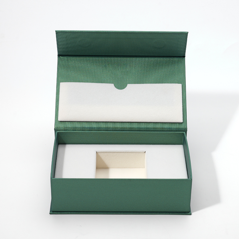 Premium Gift Box Ring Box with Magnetic Closure Gift Jewelry Packaging Rigid Box