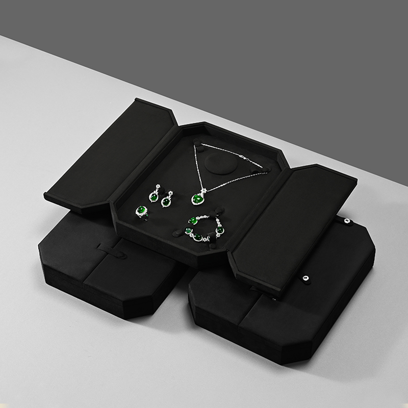 H186 Velvet Jewelry Box Packaging for Fine Jewelry Rings Necklaces Bracelets