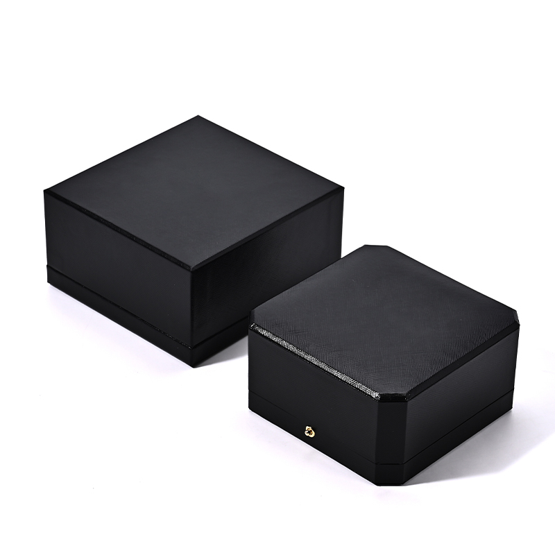 Leather Suede Jewelry Box Packaging for Fine Jewelry Necklaces Jewelry Gift Box