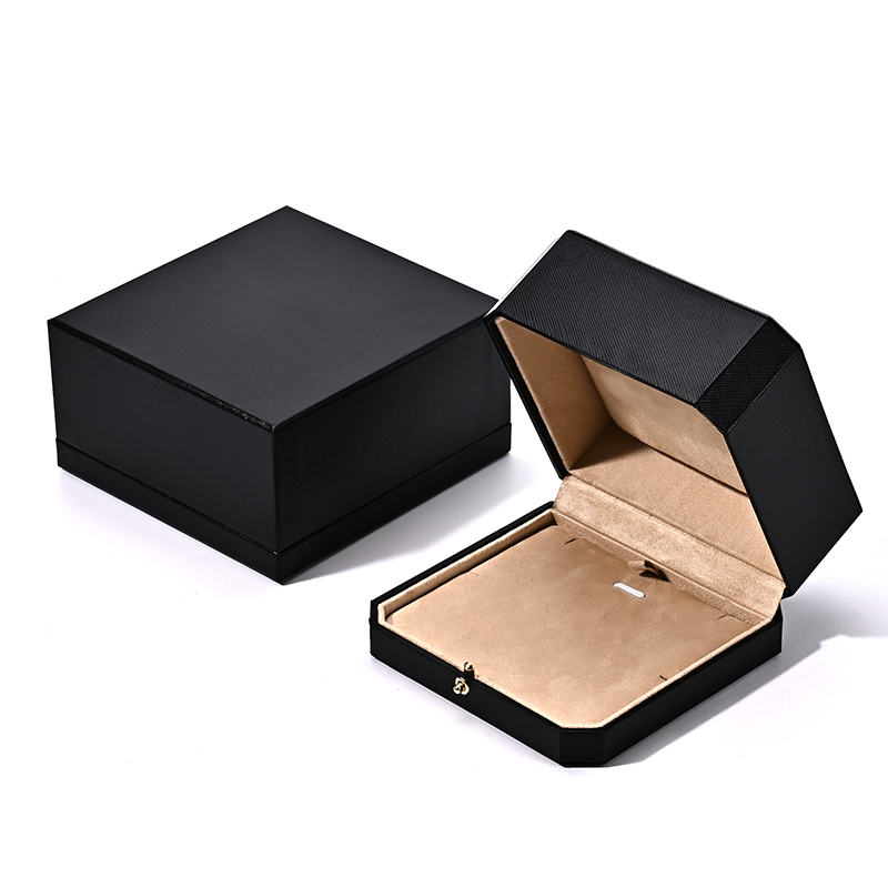 Leather Suede Jewelry Box Packaging for Fine Jewelry Necklaces Jewelry Gift Box