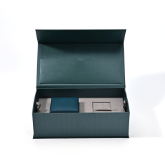 Microfiber Paper Gift Box Ring Box with Magnetic Closure Lid Gift Jewelry Packaging Rigid Box