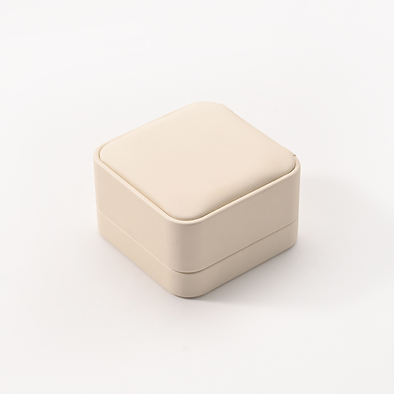 Luxury Earring Ear Stud Velvet Gift Box Custom Logo Wholesale Jewelry Packaging Box