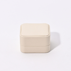 Leather Jewelry Box Custom Logo Ring Box Fashionable Jewelry Gift Box