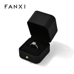 Wholesale Custom Logo Black PU Leather Luxury Ring Gift Box Packaging Boxes Jewelry Box for Rings