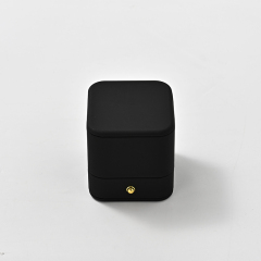Wholesale Custom Logo Black PU Leather Luxury Ring Gift Box Packaging Boxes Jewelry Box for Rings