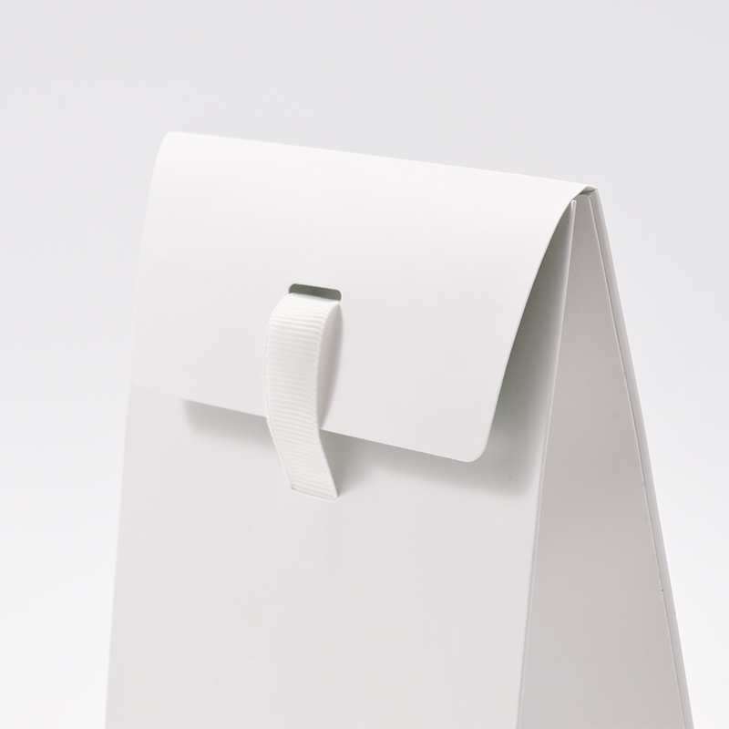 White Paper Bag Gift Packaging Bags Shopping Gift Paper Jewelry Bag