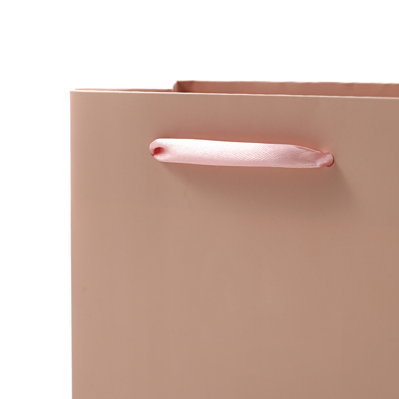 Wholesale Custom Logo Color Printed Luxury Paper Bag Jewelry Gift Packaging Bags with Handle Recycle Paper Shopping Bag