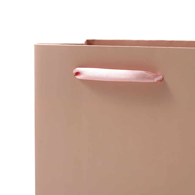 Wholesale Custom Logo Color Printed Luxury Paper Bag Jewelry Gift Packaging Bags with Handle Recycle Paper Shopping Bag