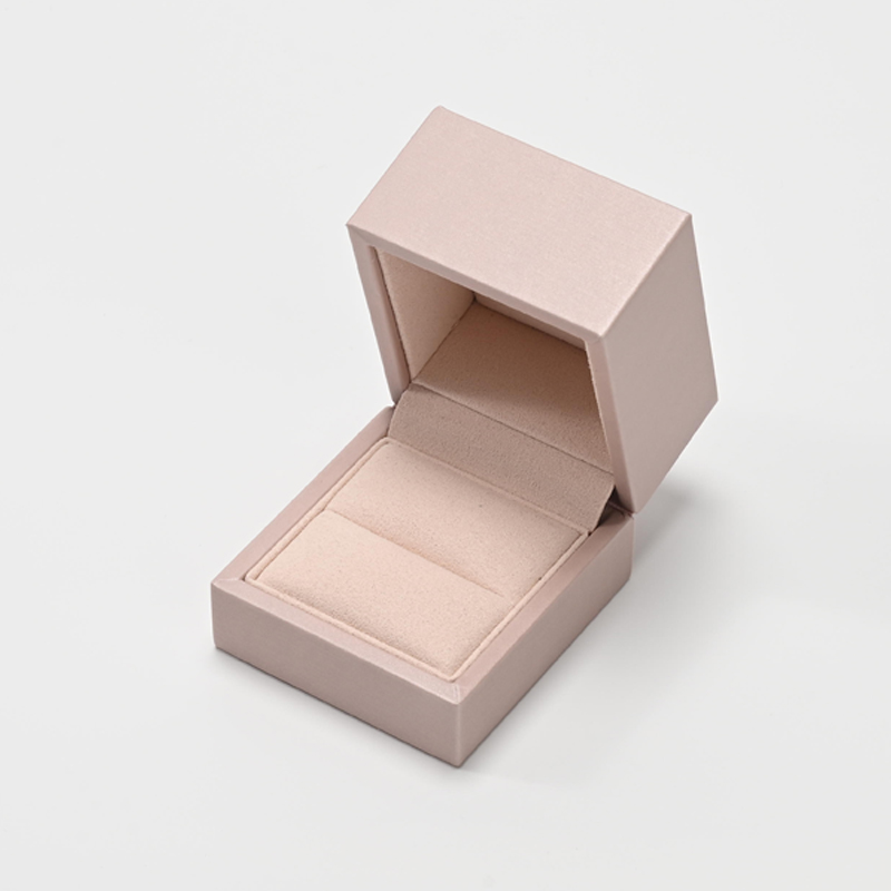 Luxury Pink Leather Microfiber Ring Box Jewelry Box Wedding Ring Box Custom Logo