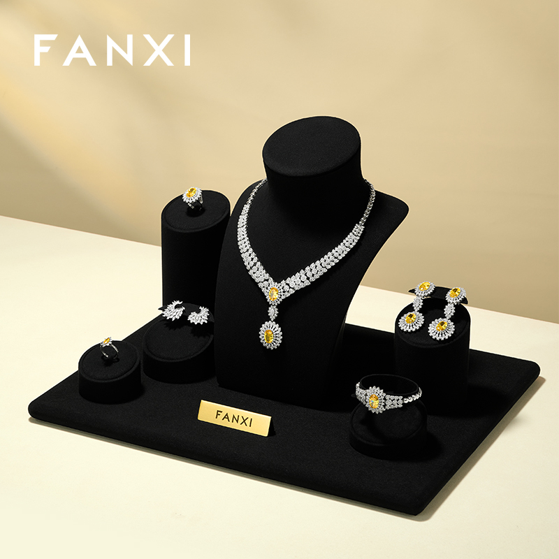TT154- New black microfiber high end jewelry Display sets for ring necklace Jewelry Window display
