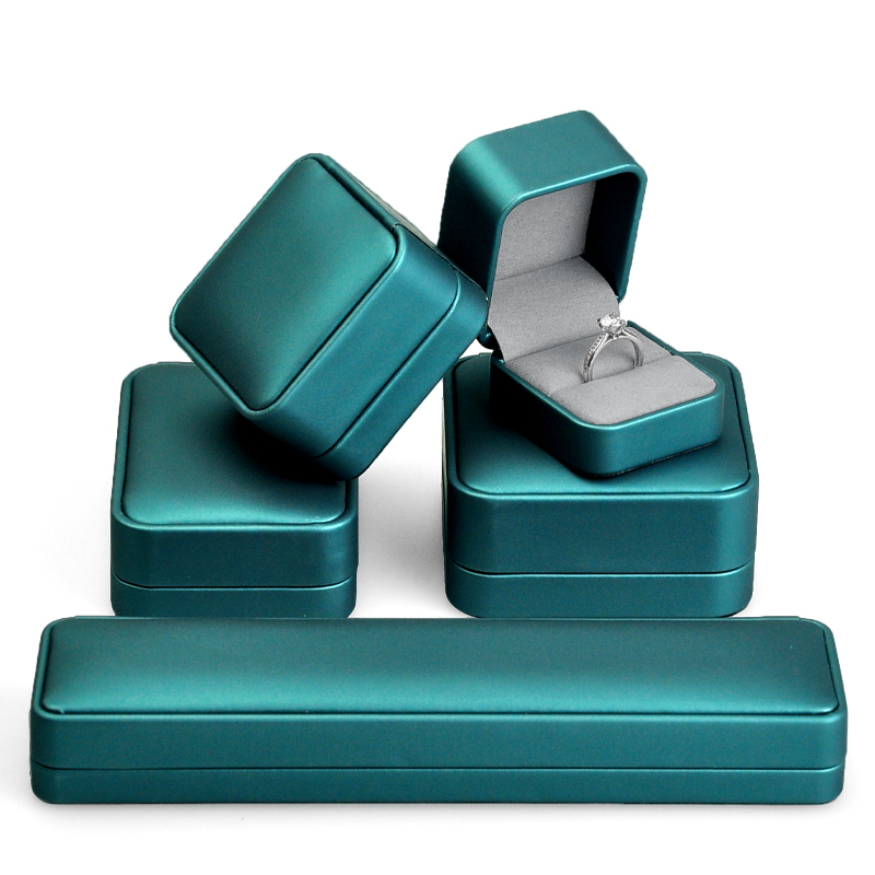 FANXI New Custom Logo Material Printed Green Leather Jewelry Packaging Box for Ring Pedant Bracelet Chain