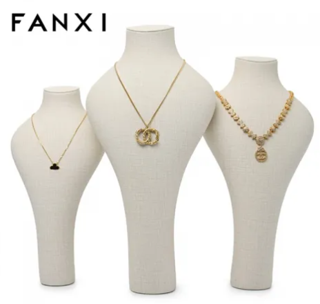 FANXI Cream leather pendant necklace display bust wholesale high quality customize logo jewerly display sets