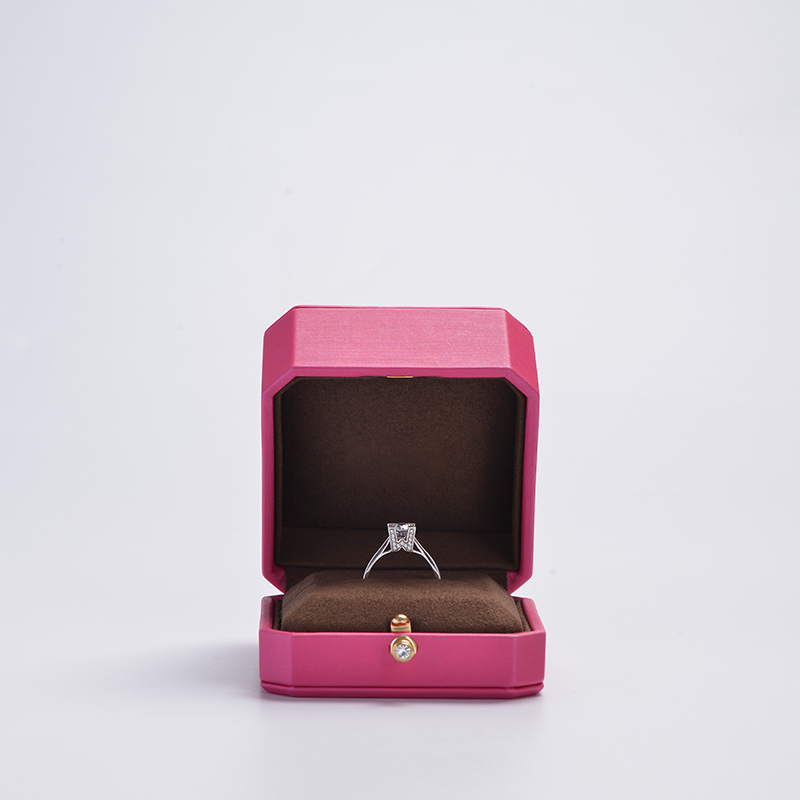 FANXI Customized logo jewelry packaging box PU leather with brown microfiber ring box jewelry packaging box