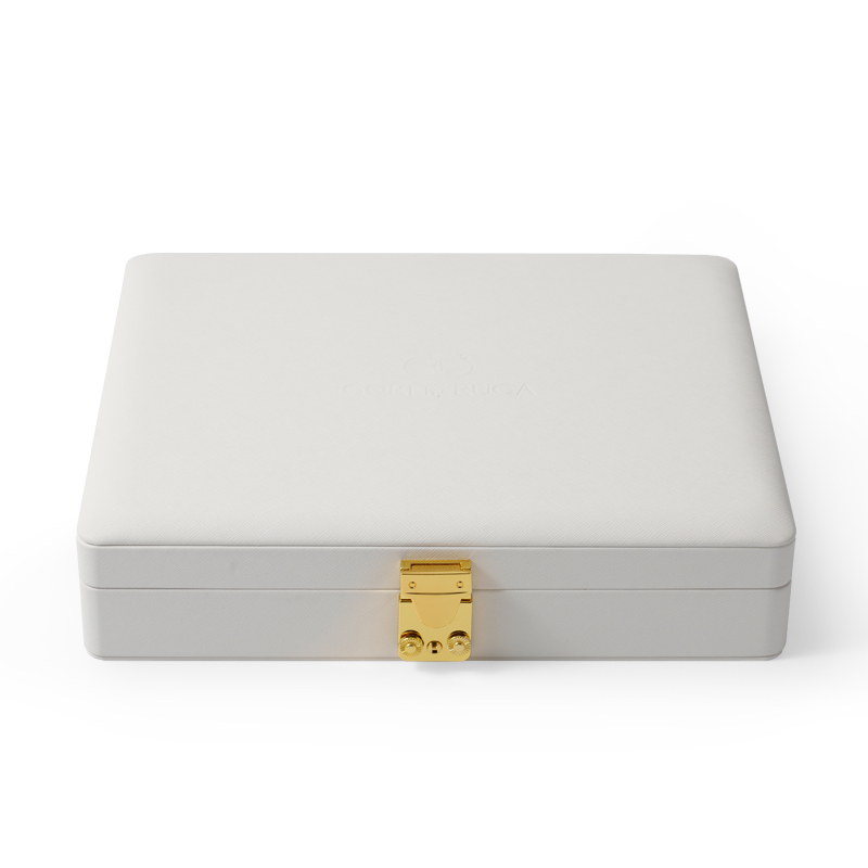Custom Logo White Leather Metal Lock Large Portable Jewelry Storage Jewelry Organizer Case