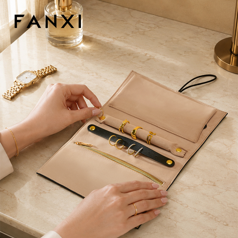 D078 Jewelry Storage Bag Leather and Velvet Ring Earring Necklace Packaging Bag Travel Storage Bag