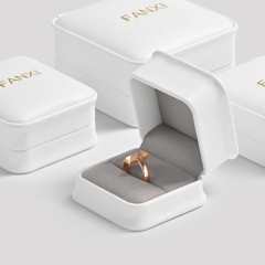 FANXI 2023 New Arrival White Elegant PU Leather Wedding Ring Jewerly Box Pendant Bangle Necklace Jewelry Display Package