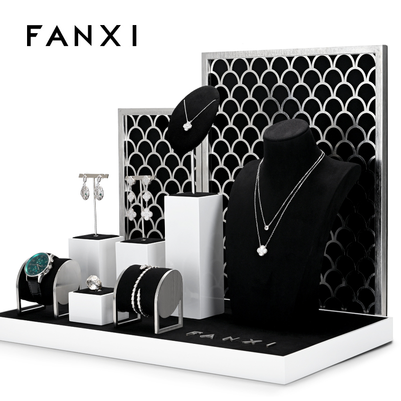 2023 Factory Design Luxury Jewelry Display Showcase Set Necklace Bust Jewelry Display Ring Stand