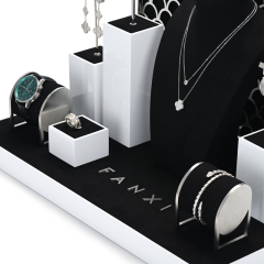 2023 Factory Design Luxury Jewelry Display Showcase Set Necklace Bust Jewelry Display Ring Stand
