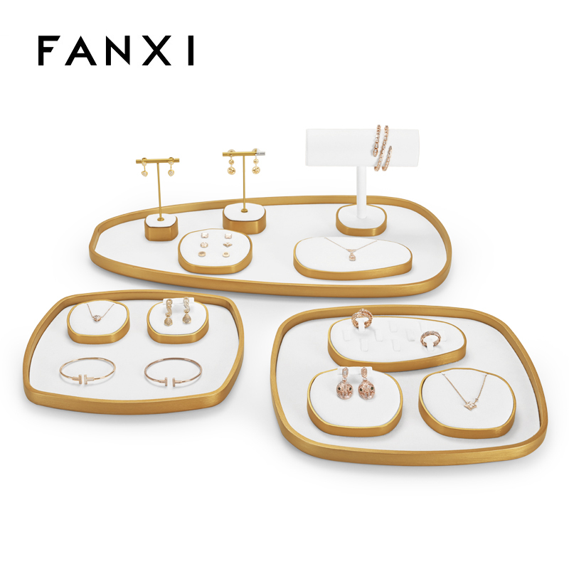 Factory Price Luxury White Microfiber Gold Metal Jewelry Set Necklace Ring Earring Showcase Jewelry Stand