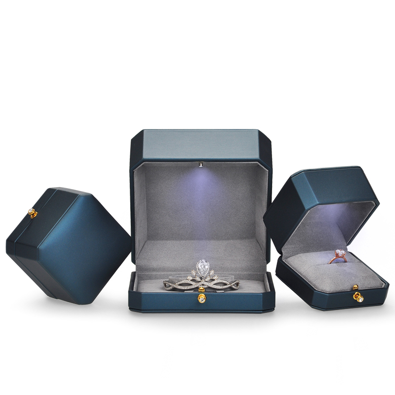 Custom Logo Wholesale Luxury PU Leather Jewelry Earrings Bracelet Necklace Ring Packaging Gift Led Jewelry Box With LED Light