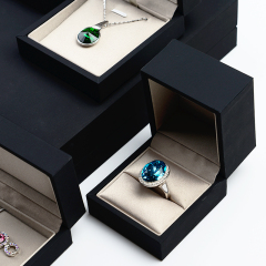FANXI Custom Leatherette Paper Jewellery packaging Boxes with silk insert For Necklace Bracelet Packing Black Jewelry Box