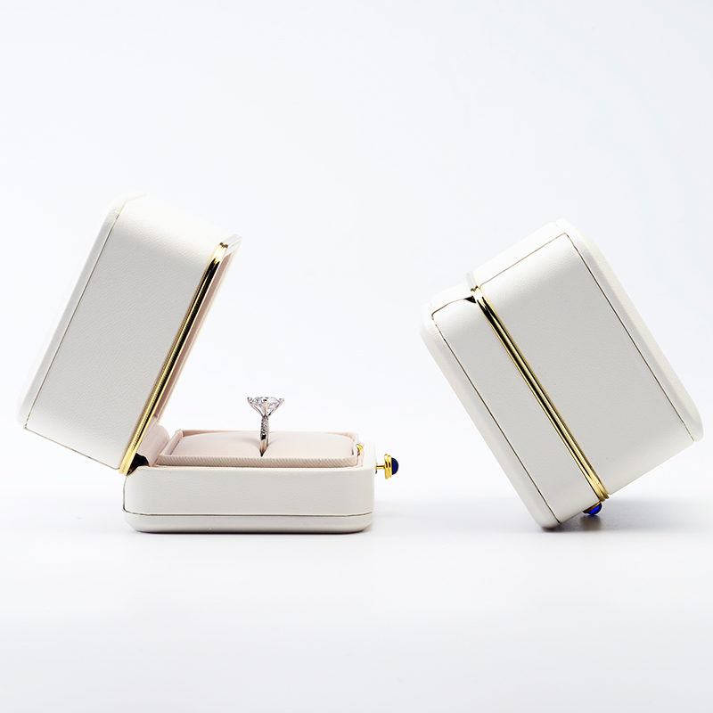 FANXI Custom Metal Laser Logo Gift Boxes With Silk Insert For Ring Necklace Bangle Storage Luxury White PU Leather Jewellery Box
