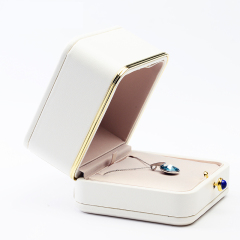 FANXI Custom Metal Laser Logo Gift Boxes With Silk Insert For Ring Necklace Bangle Storage Luxury White PU Leather Jewellery Box