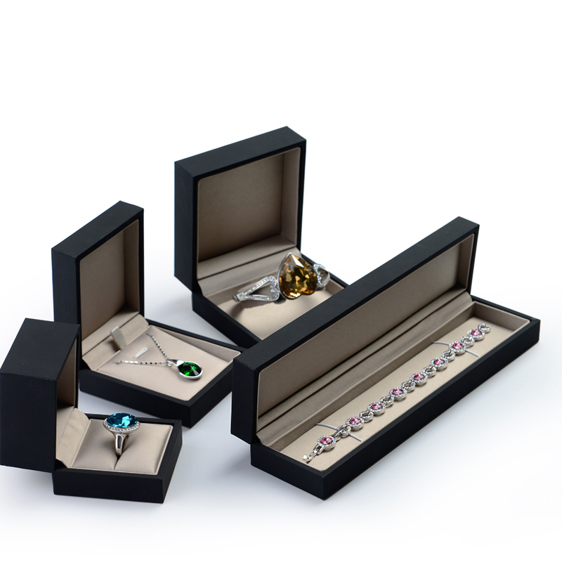 FANXI Custom Leatherette Paper Jewellery packaging Boxes with silk insert For Necklace Bracelet Packing Black Jewelry Box