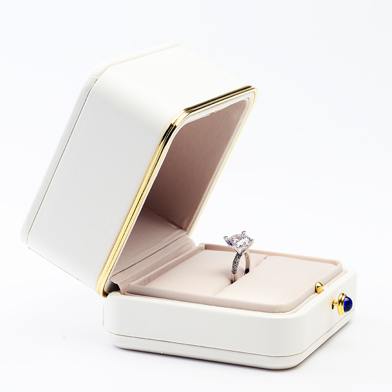 FANXI Custom Metal Laser Logo Gift Boxes With Silk Insert For Ring Necklace Bangle Storage Luxury White PU Leather Jewellery Box