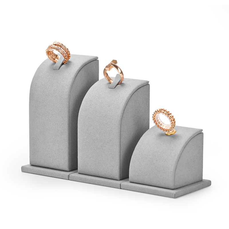 Fanxi Hot Sale High End White Microfiber Jewelry Display Set For Earring Ring Pendant Jewelry Stand With Custom Logo