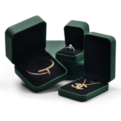 Top Sales FANXI Wholesale Green Pu leather Jewellery Packaging Box With Custom Logo