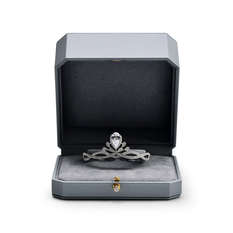 Fanxi New Wholesale Octagonal Shape Jewellery Packaging Box Ring Necklace Boxes Light Grey Pu Leatherjewelry Packing Gift Box