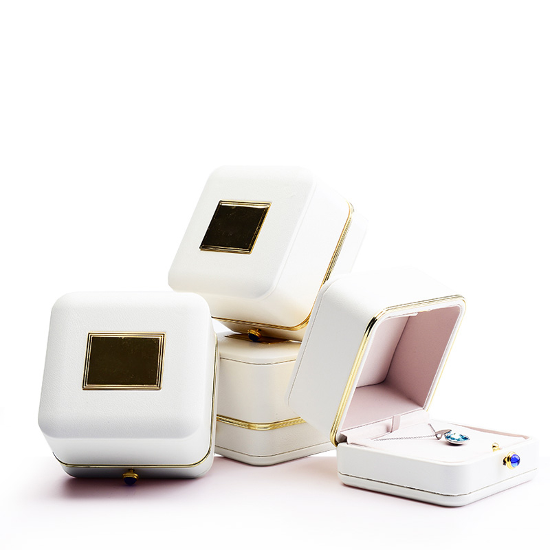 FANXI Custom Metal Laser Logo Gift Boxes With Silk Insert For Ring Necklace Bangle Storage Luxury White PU Leather Jewellery Box