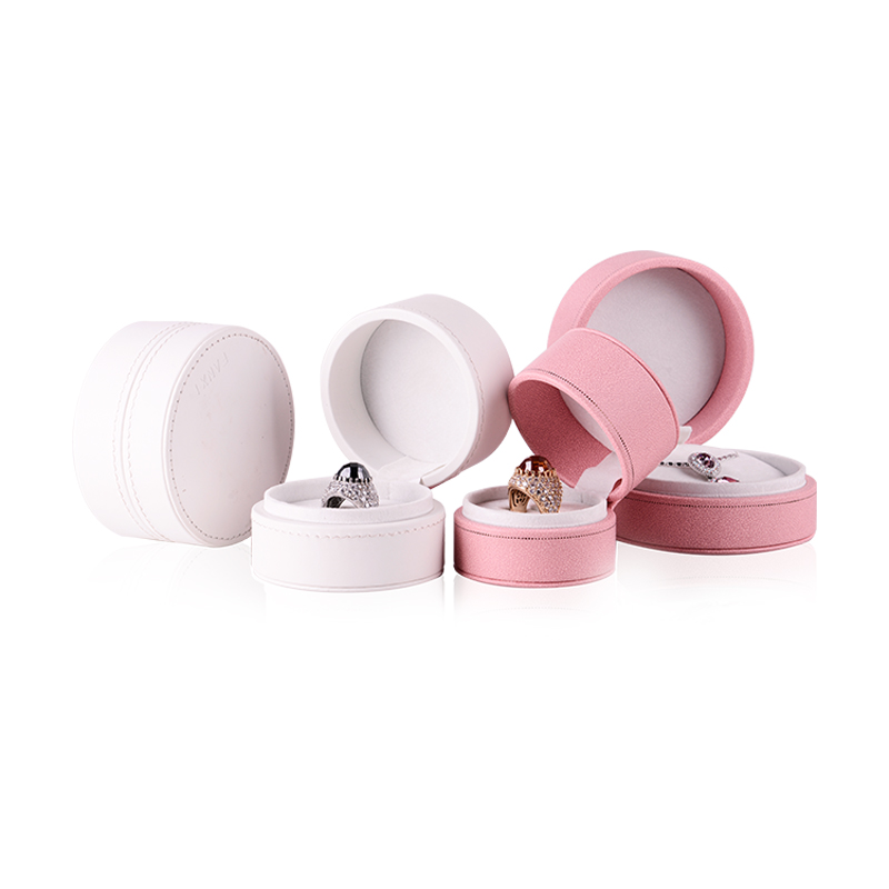 FANXI Custom Plastic Jewelry Packaging Box With Velvet Insert For Ring And Necklace White And Pink Leather Round Jewelry Box