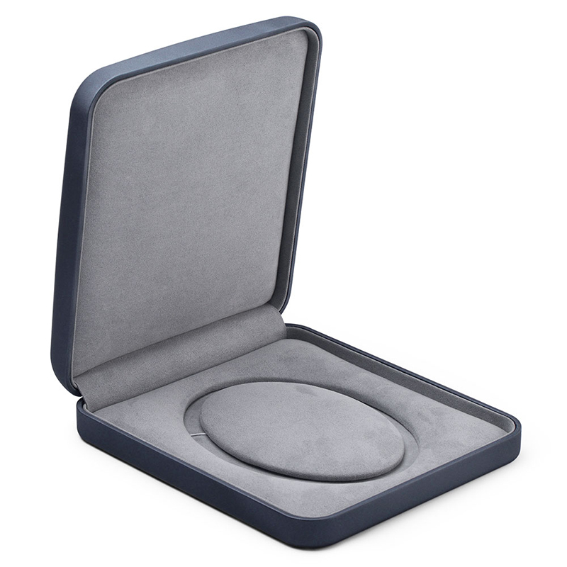 FANXI Classic Big Necklace Box High End PU Leather Jewellry Display Box With Custom Logo