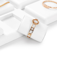 Fanxi New Arrival White Luxury Jewelry Display Cabinet For Ring Earring Long Chain Necklace Pendant Jewelry Display Sets