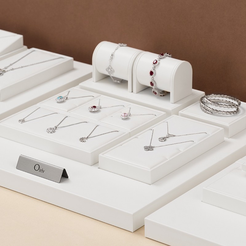 FANXI Newest Elegant High End PU Leather Materials Jewelry Display Set for Jewellery Counter