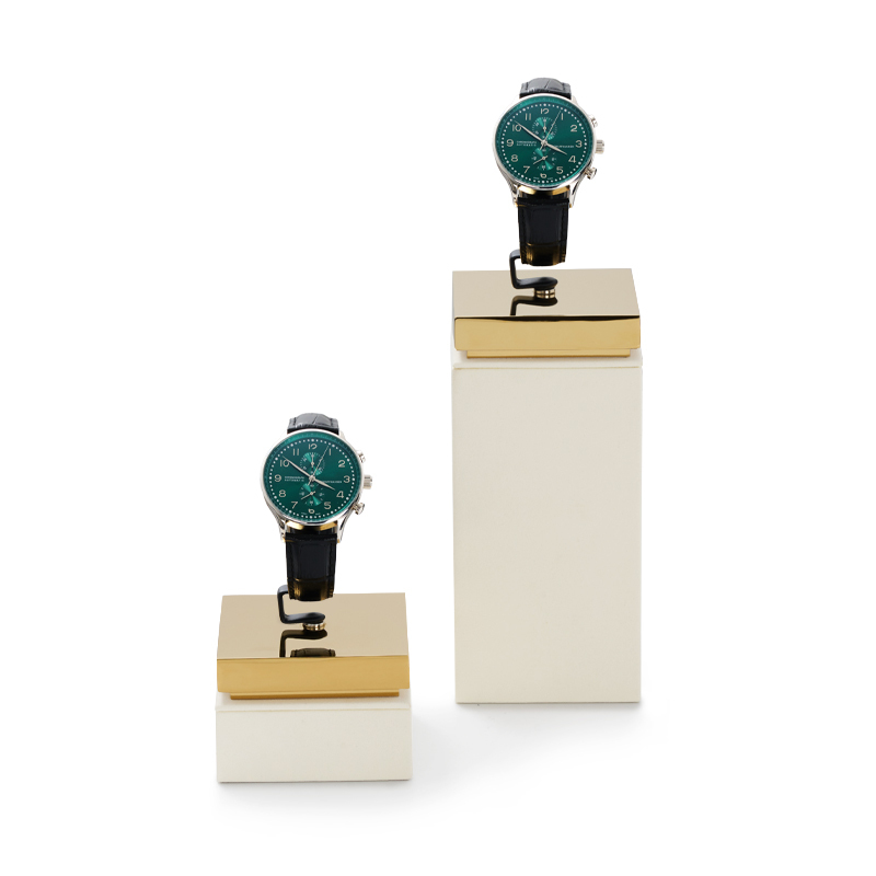 FANXI Elegant Beige Luxury Jewelry Watch Display Resin With Golden Metal Display Stands