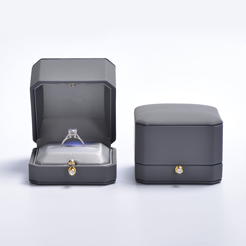 New Custom Luxury Octagonal Jewelry Box Custom Logo Pu leather Jewellery Packaging Box with LED light