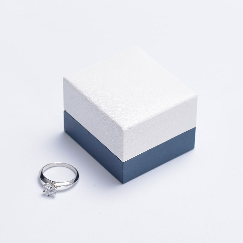 FANXI New Custom 2 Colors Jewelry Display Box Elegant Leatherette Paper Ring Diamond Box
