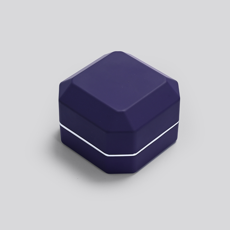FANXI Custom Luxury Rubber Paint Purple Ring Box With LED Light Jewelry Display Box With Silver Edge