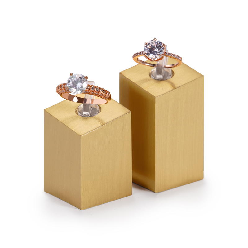Fanxi New Luxury Jewelry Display Stands Gold Metal Jewellry Holder For Ring Earring Necklace Display Showcase Set