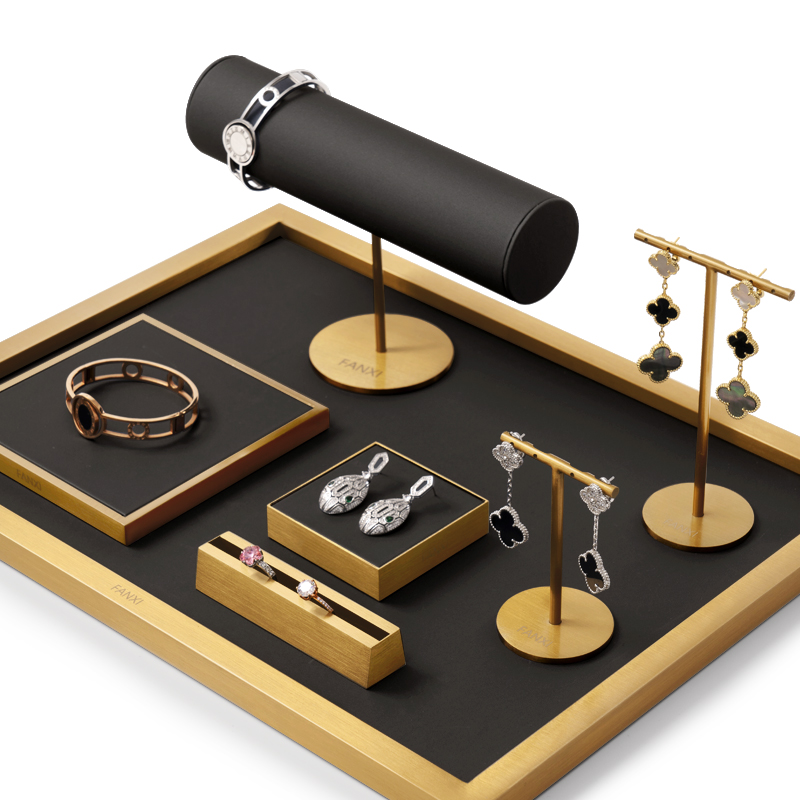 Fanxi New Arrival Jewelry Display Stands Pu Leather And Metal Luxury Ring Earring Necklace Shop Window Display Showcase Set
