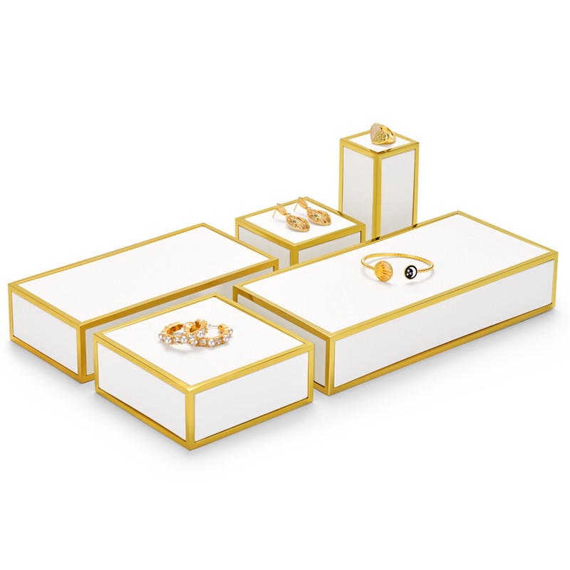 Fanxi New Arrival Luxury Jewelry Stand Handmade Jewellery Mannequin Sheet Metal Edge Trim For Necklace Earring Ring Display Set